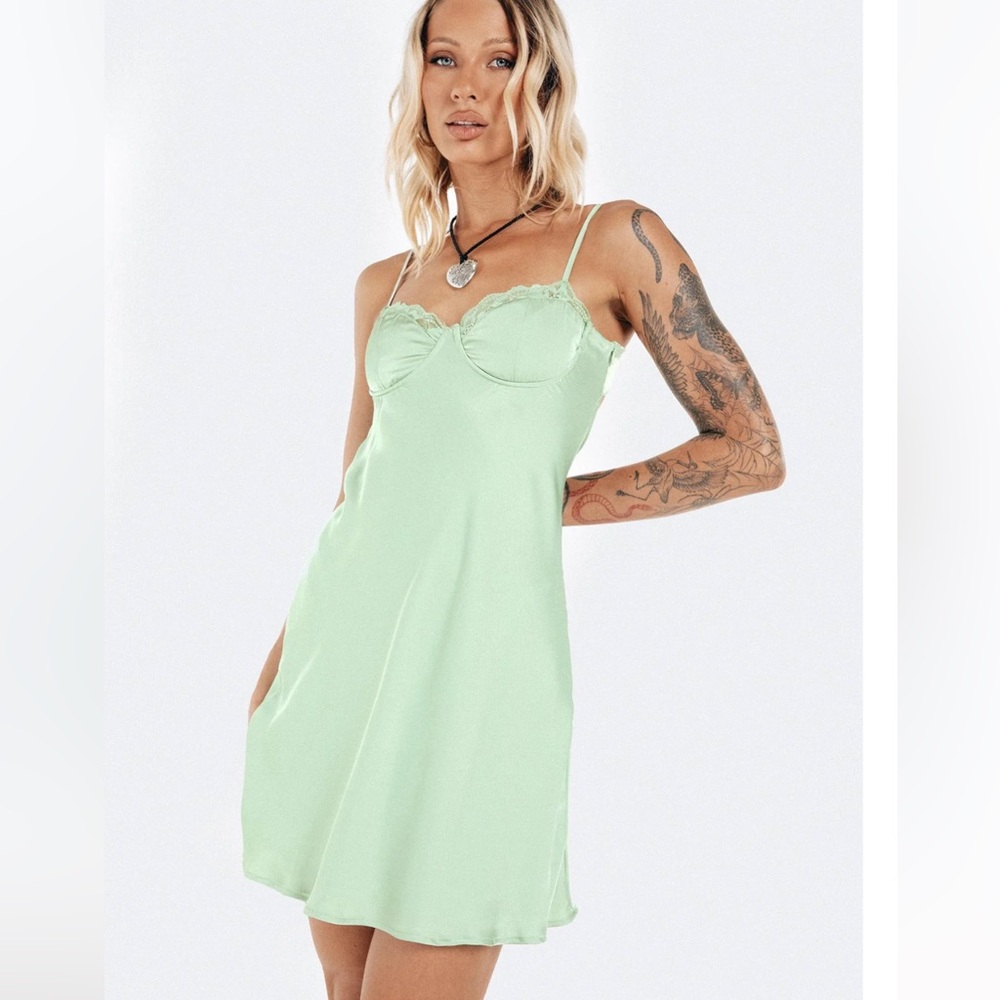 Princess Polly dress size 2
